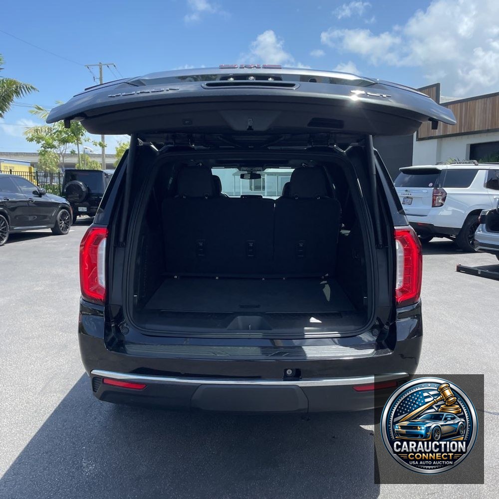 2022 GMC Yukon XL SLT