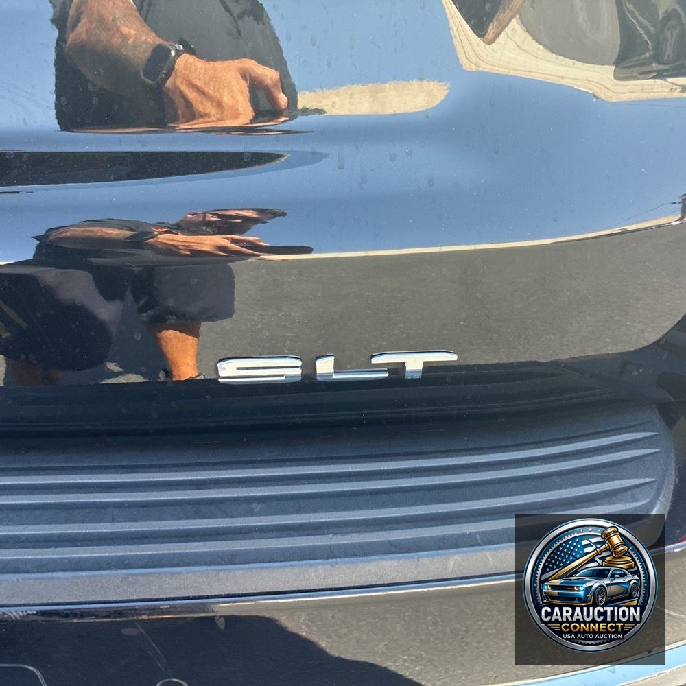 2023 GMC Yukon XL SLT