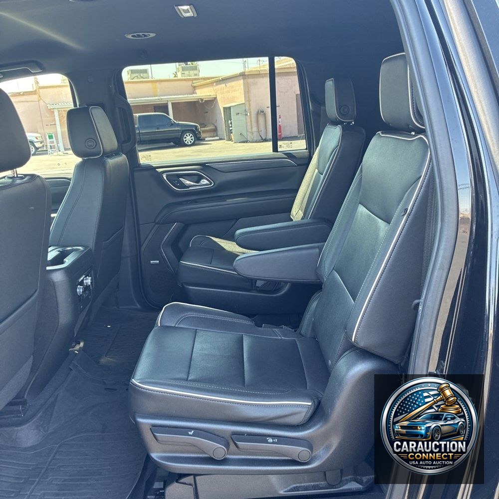 2023 GMC Yukon XL SLT