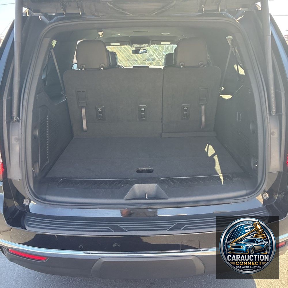 2023 GMC Yukon XL SLT