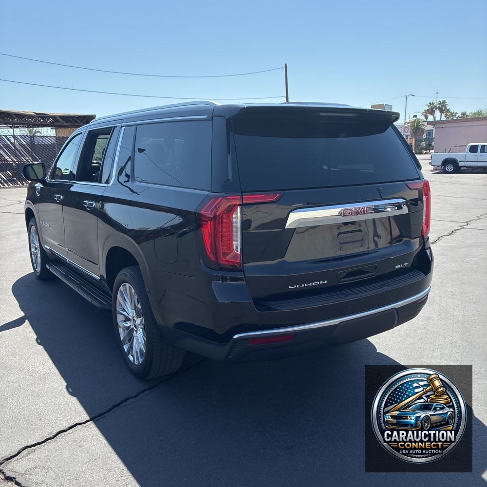 2023 GMC Yukon XL SLT