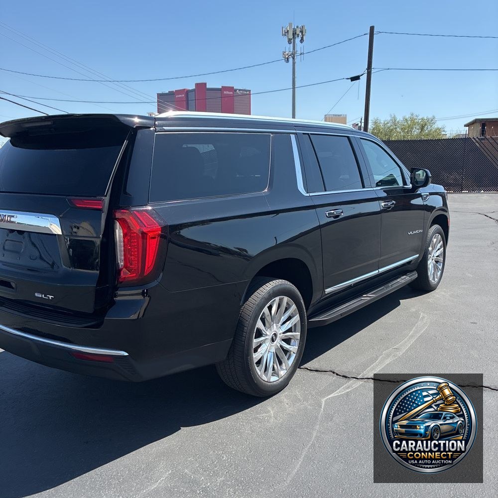 2023 GMC Yukon XL SLT