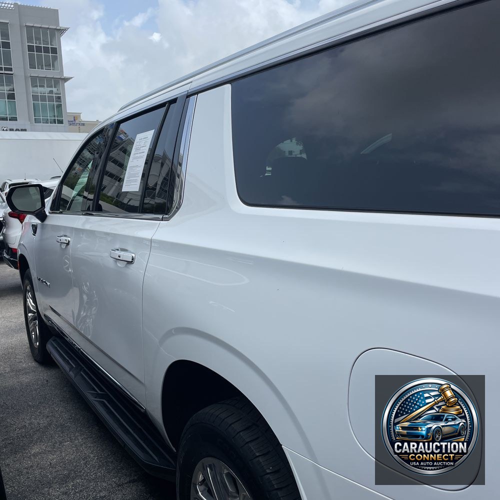 2022 GMC Yukon XL SLT