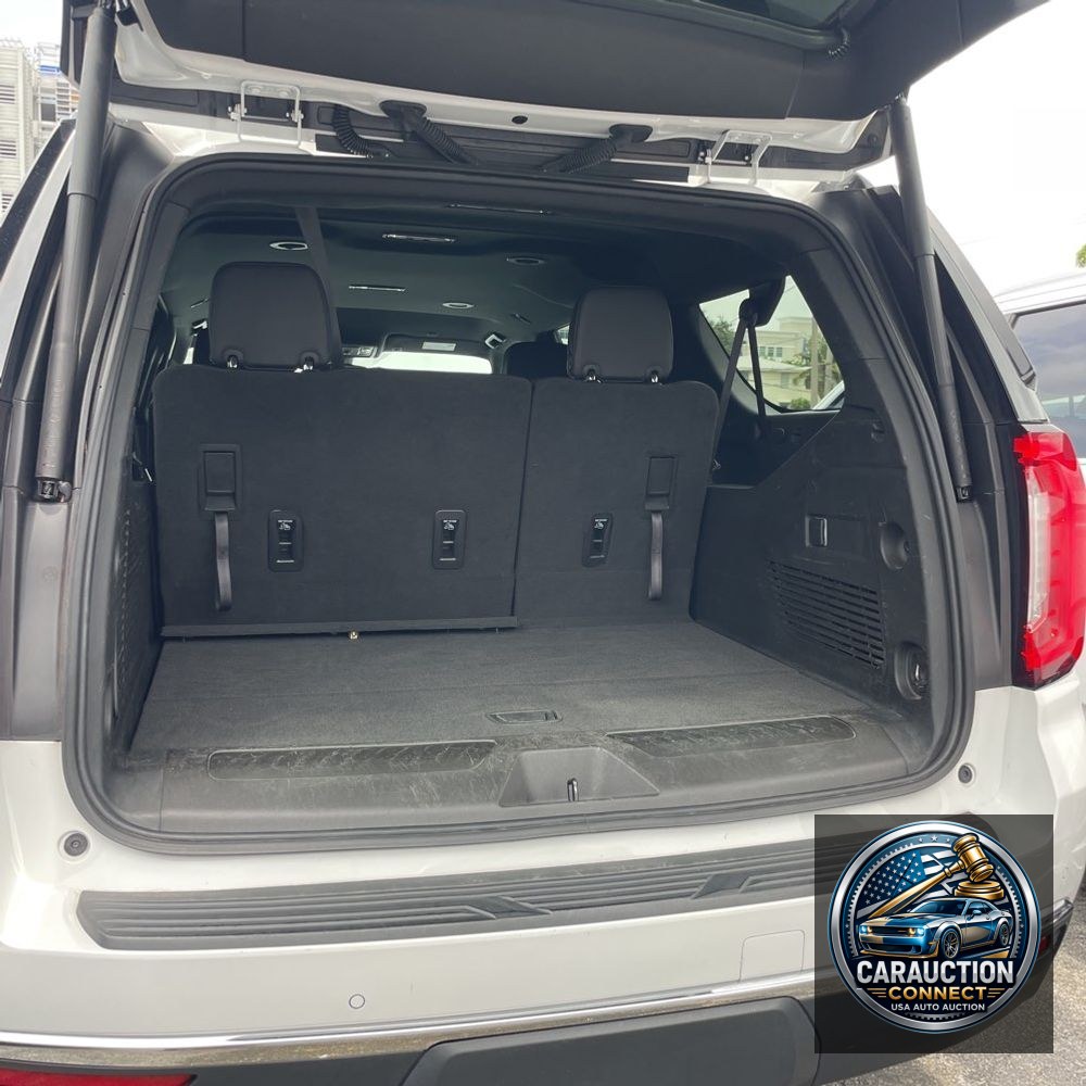 2022 GMC Yukon XL SLT