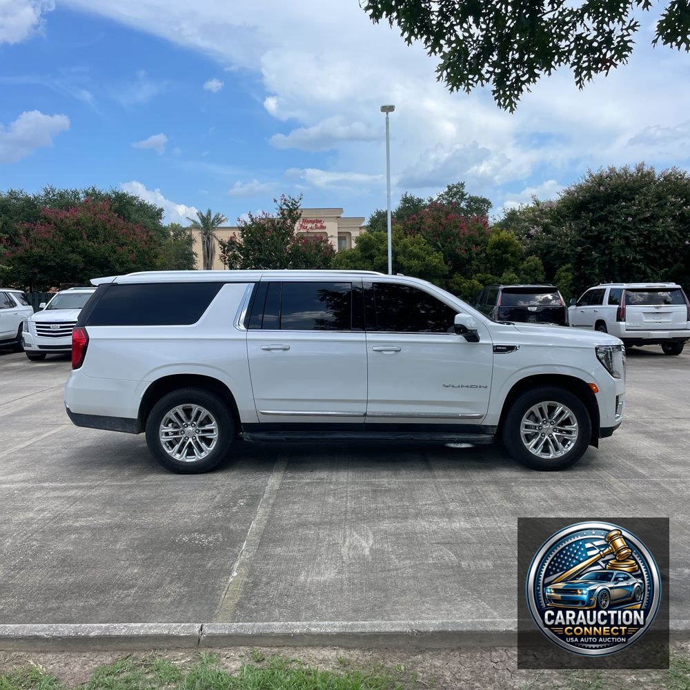 2023 GMC Yukon XL SLT
