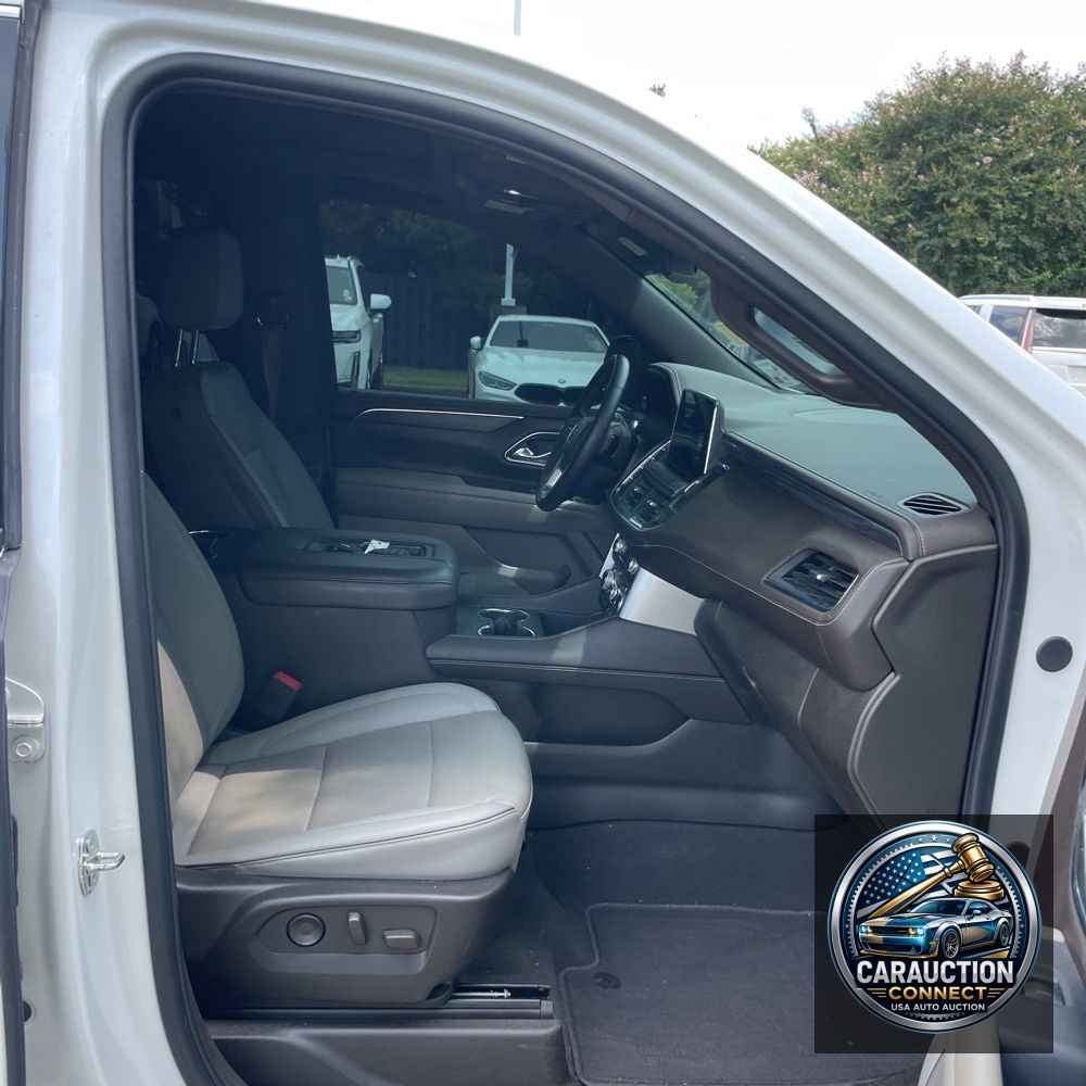 2023 GMC Yukon XL SLT