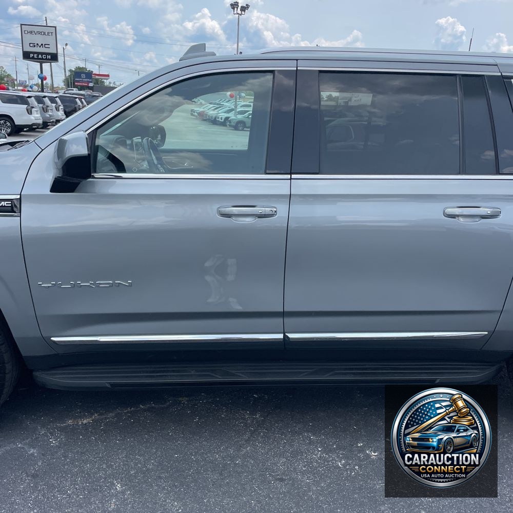 2023 GMC Yukon XL SLT