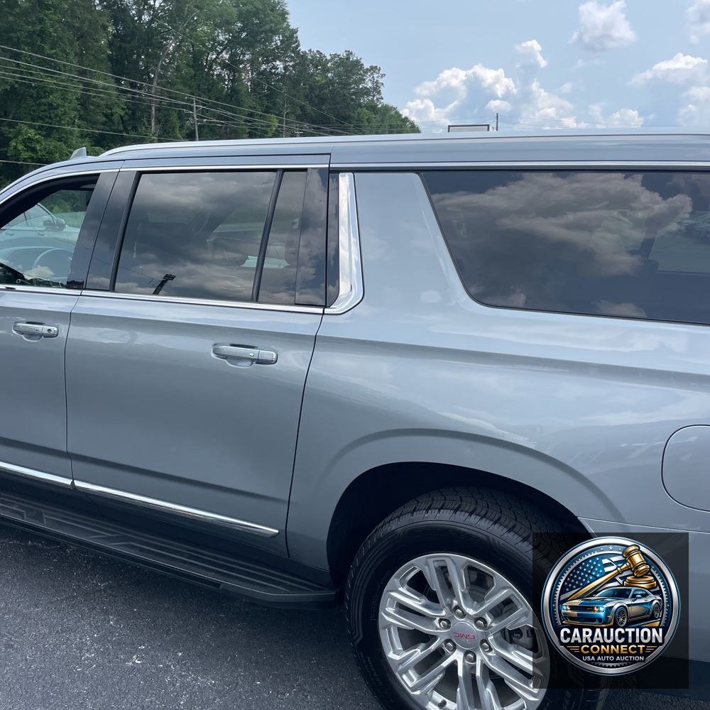 2023 GMC Yukon XL SLT