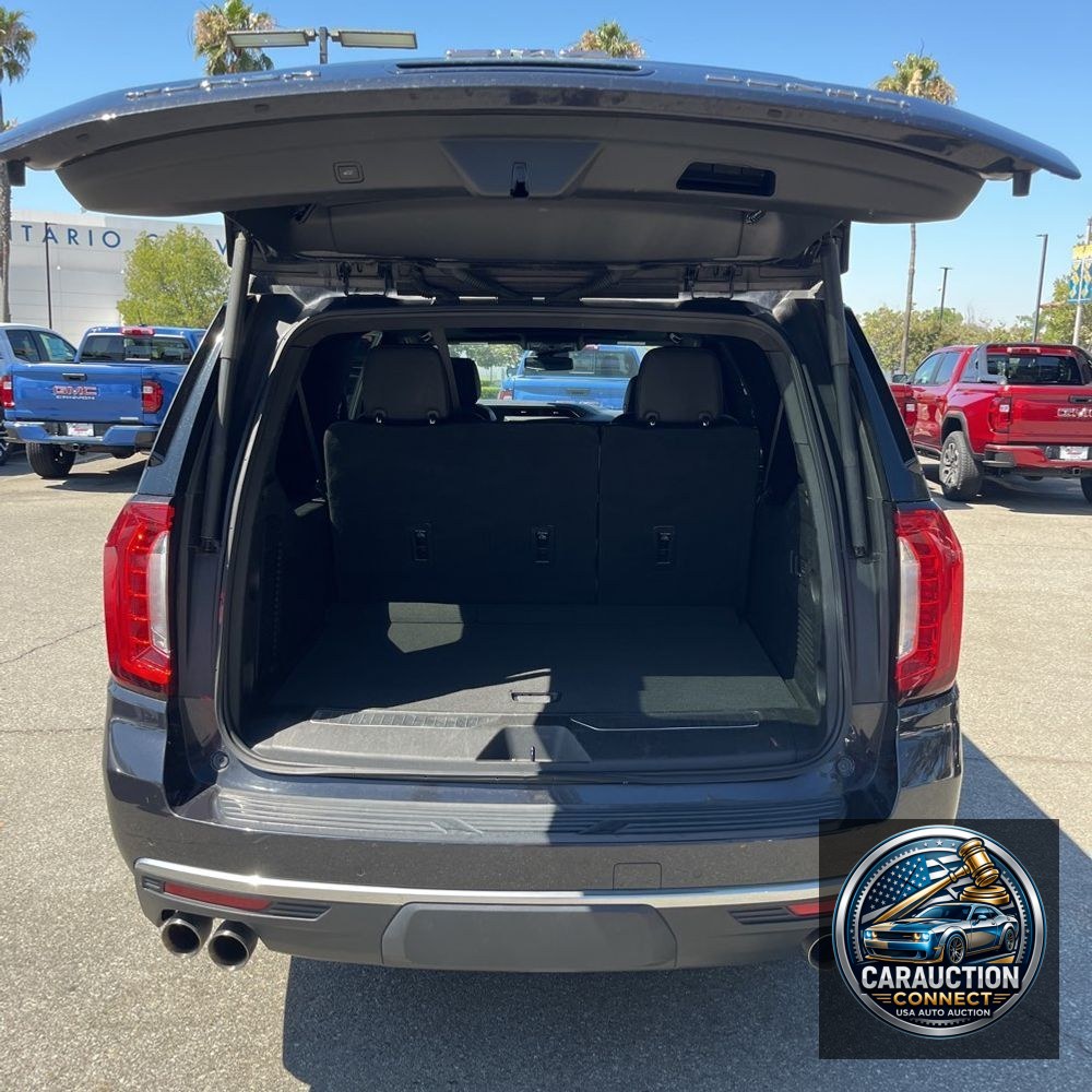 2023 GMC Yukon XL Denali