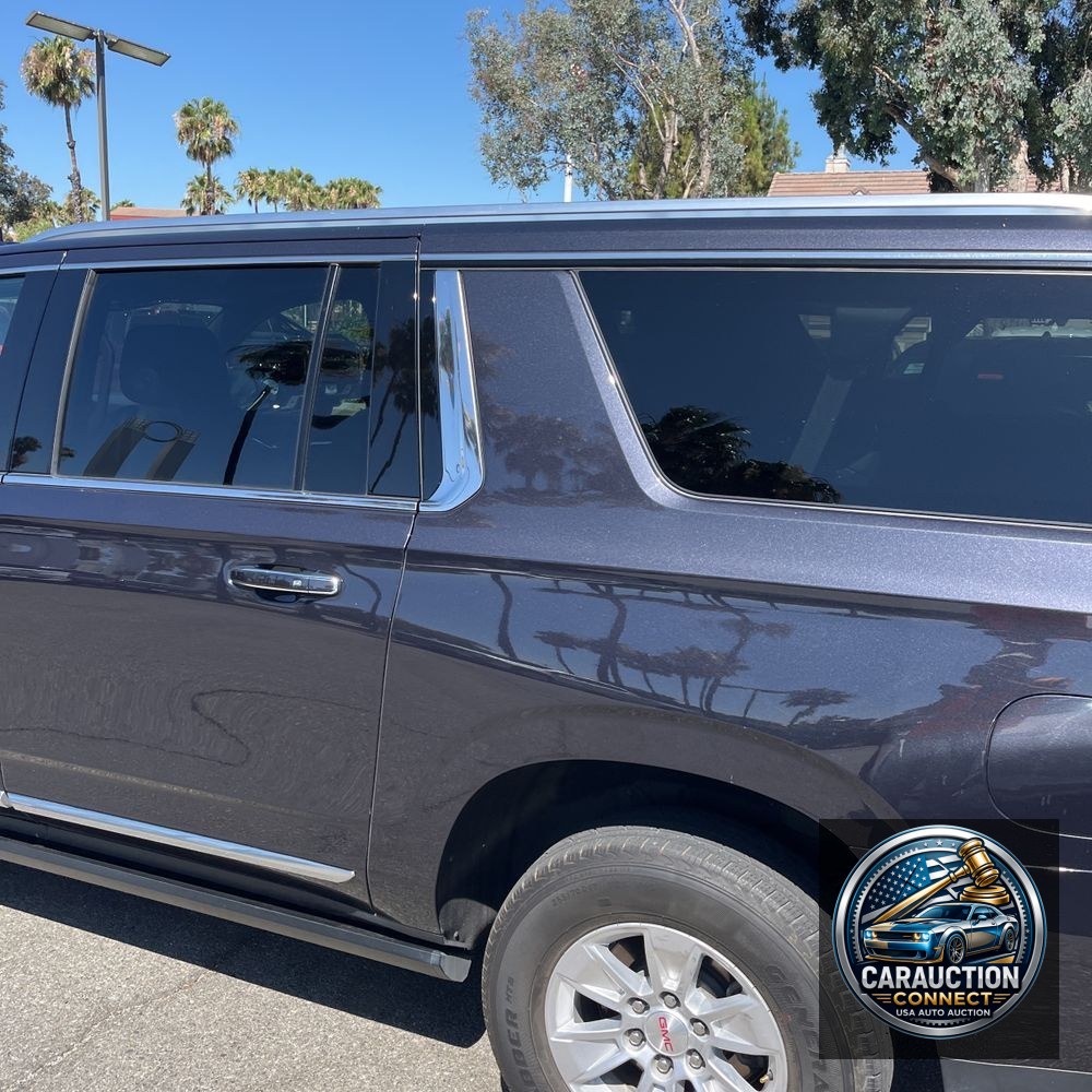 2023 GMC Yukon XL Denali
