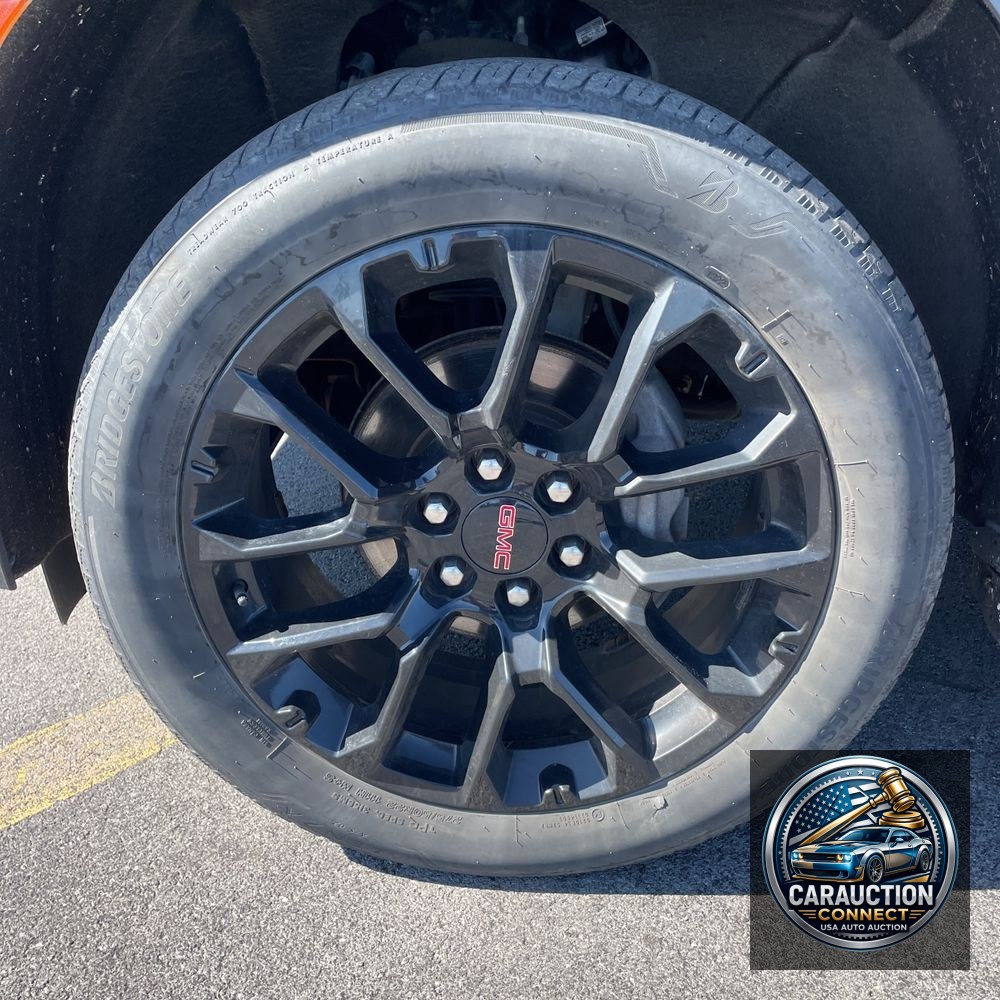 2022 GMC Yukon SLE