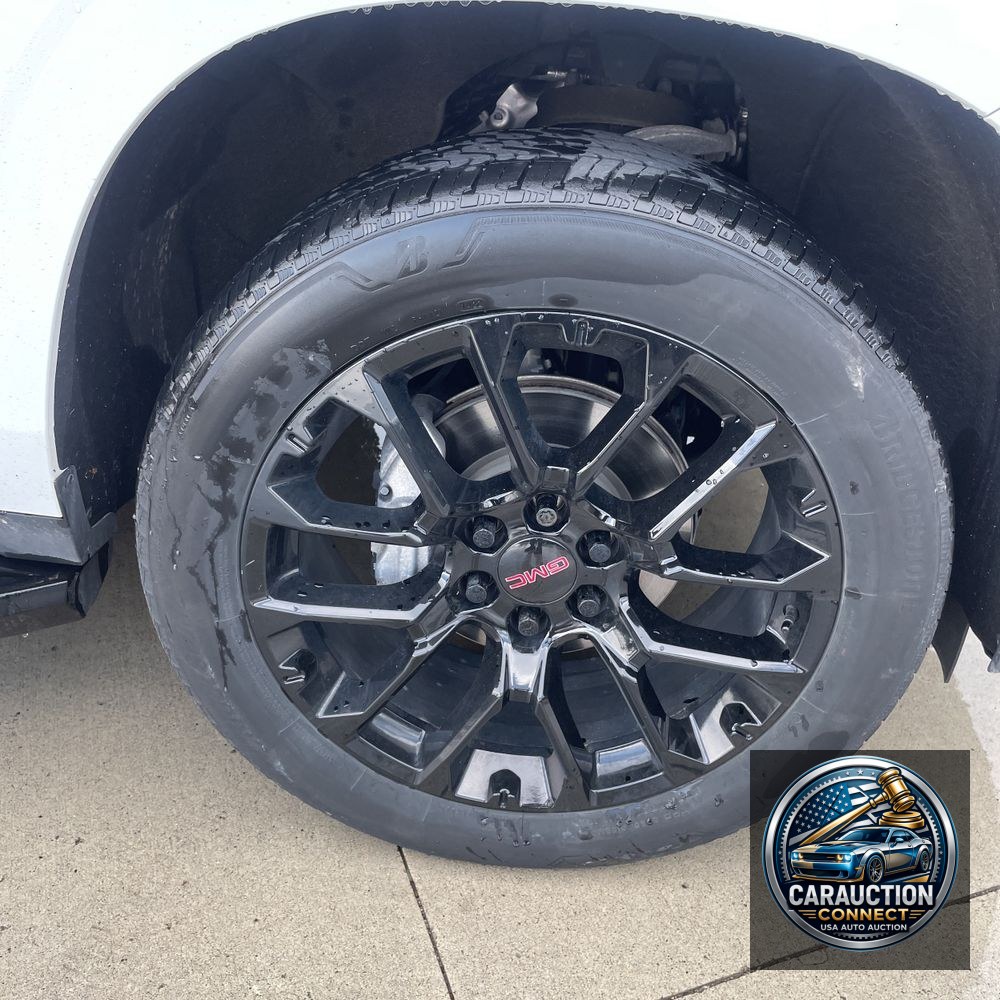2022 GMC Yukon SLE