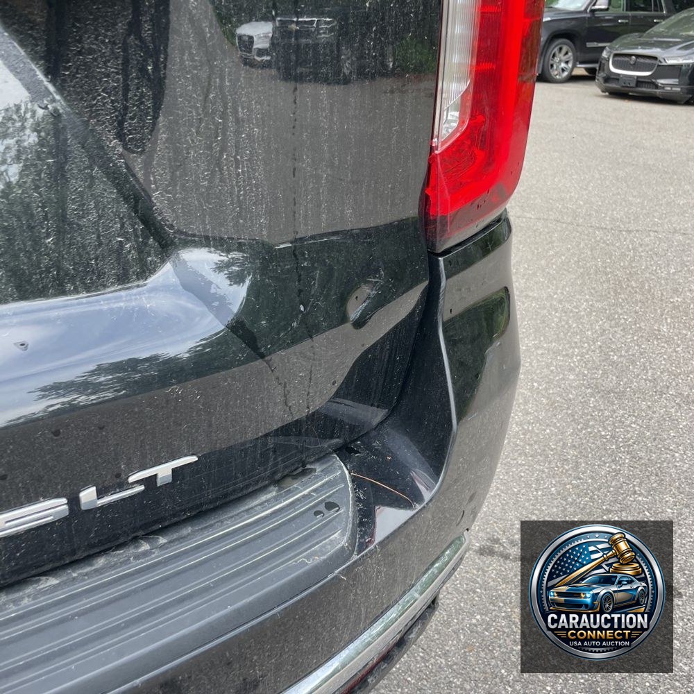 2022 GMC Yukon SLT