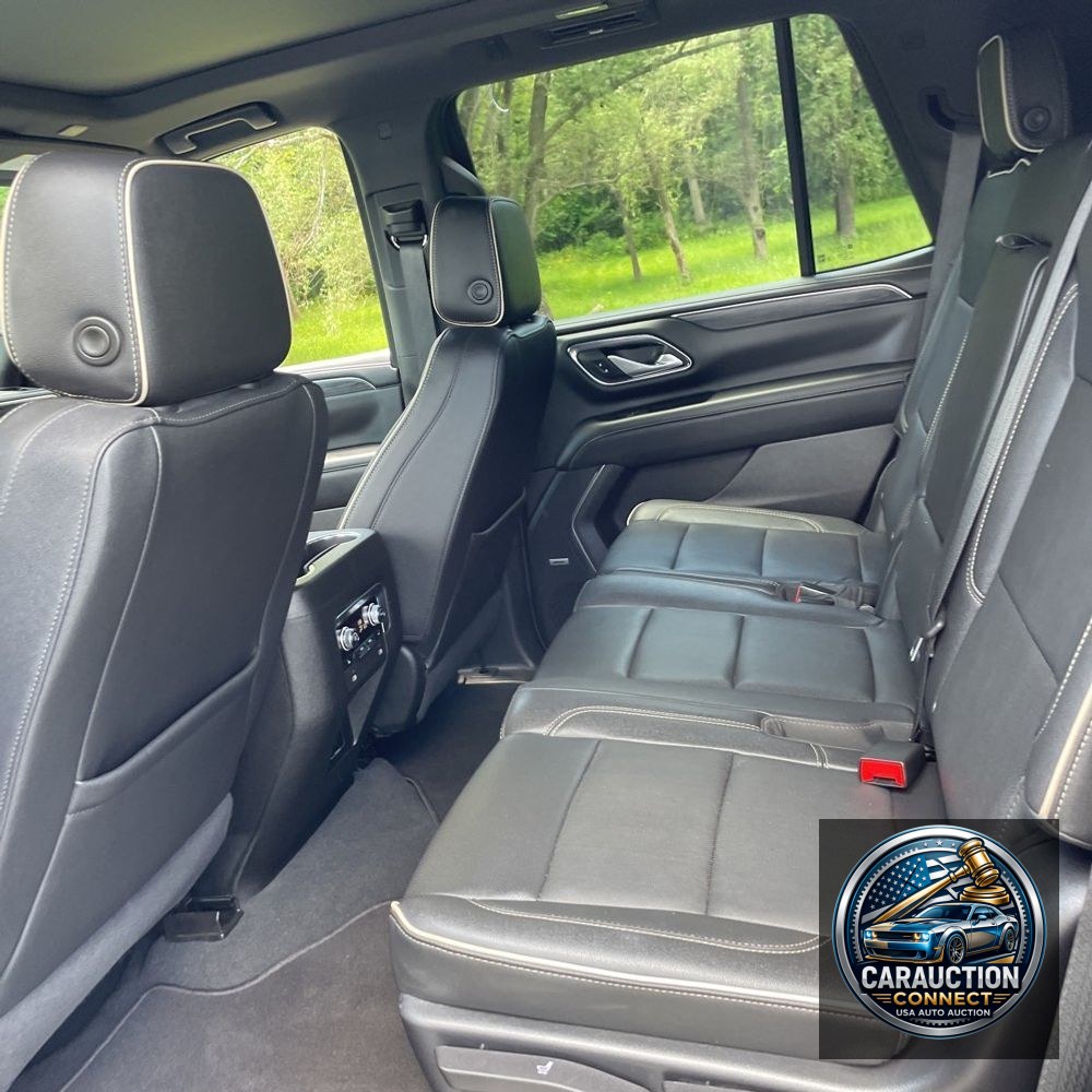 2022 GMC Yukon SLT