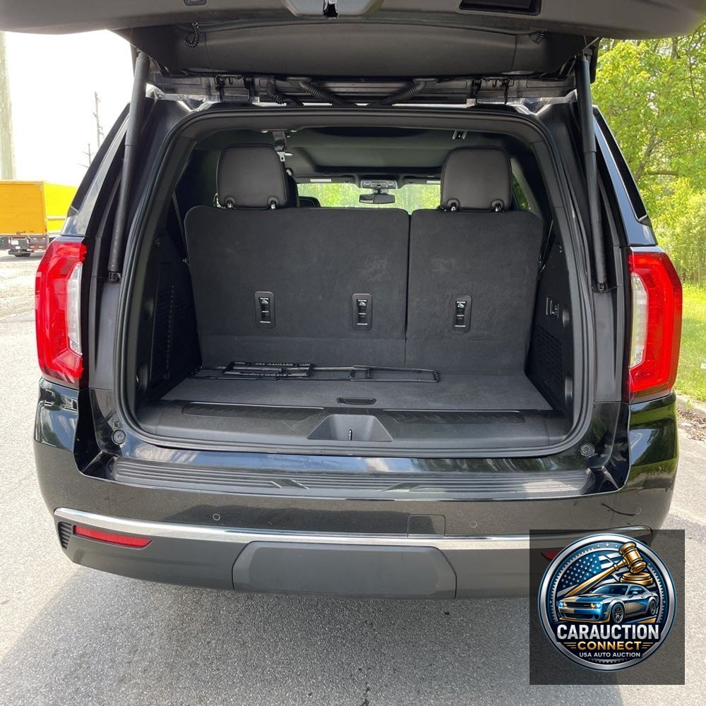 2022 GMC Yukon SLT