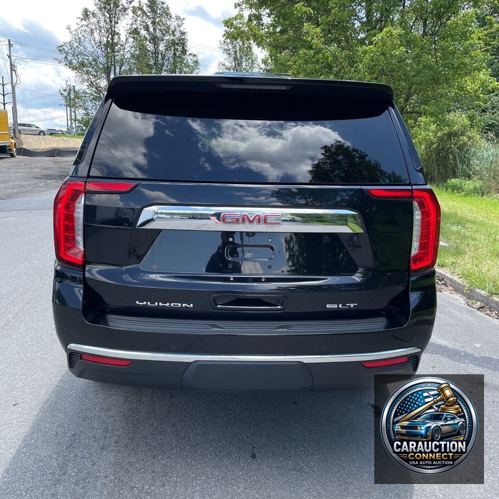 2022 GMC Yukon SLT