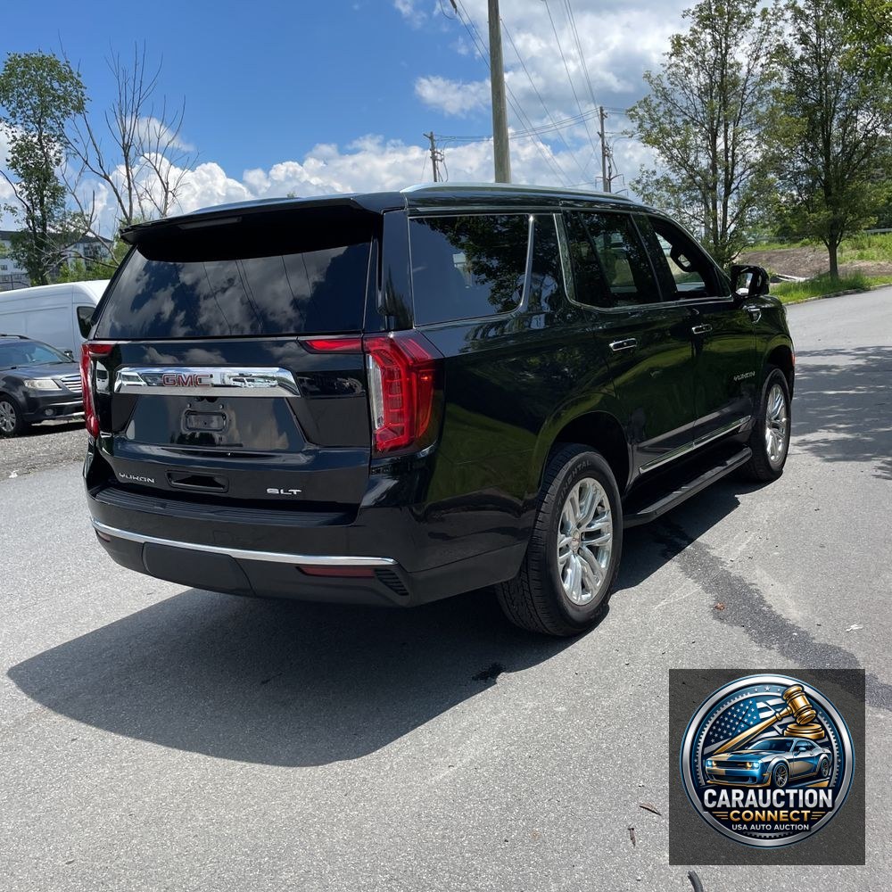 2022 GMC Yukon SLT