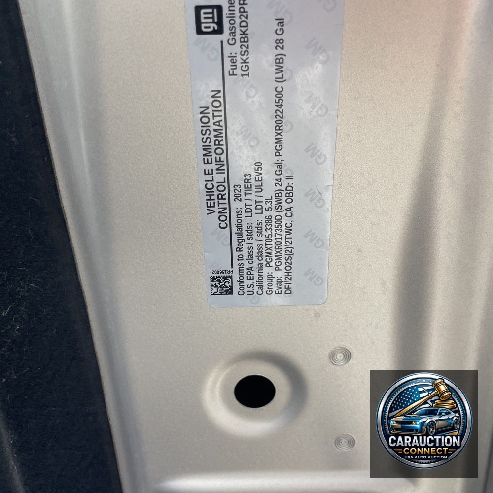 2023 GMC Yukon SLT