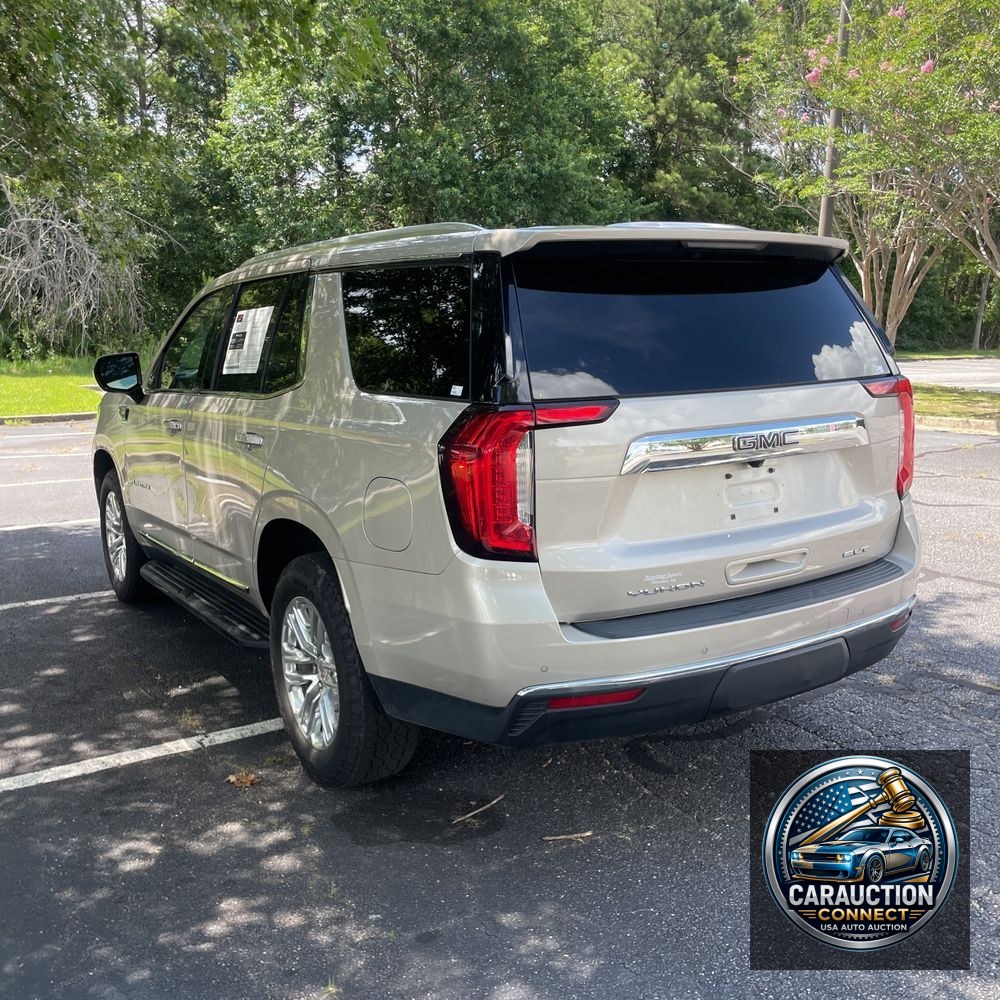 2023 GMC Yukon SLT