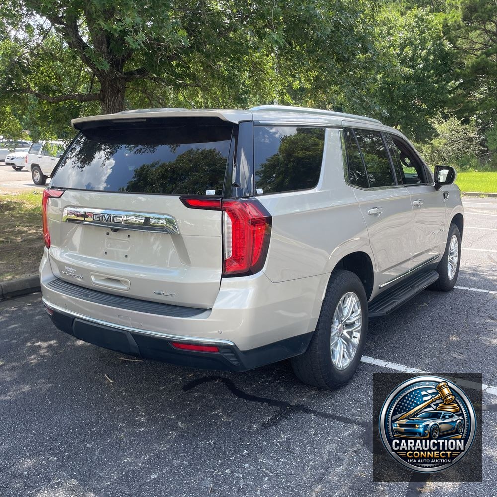 2023 GMC Yukon SLT