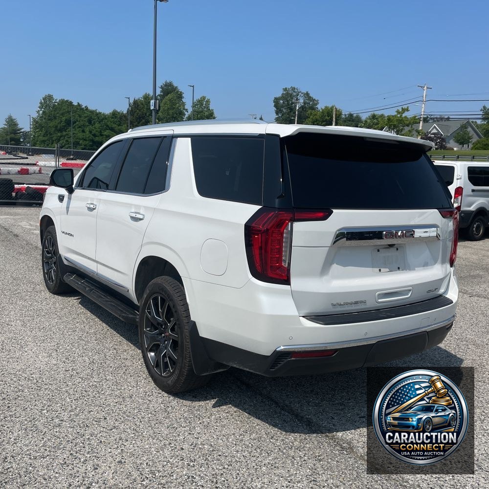 2023 GMC Yukon SLT