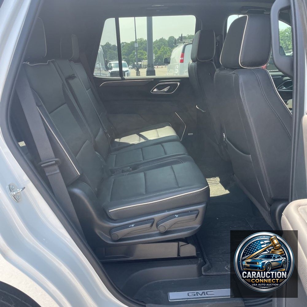 2023 GMC Yukon SLT