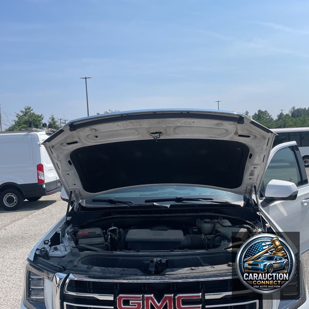 2023 GMC Yukon SLT