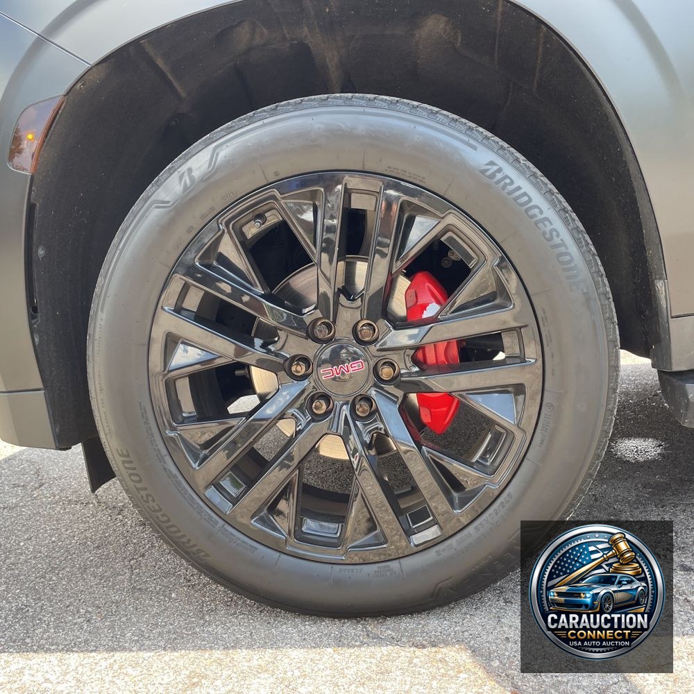 2023 GMC Yukon SLT