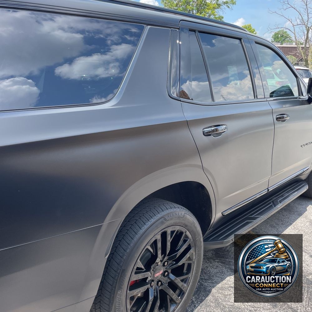 2023 GMC Yukon SLT