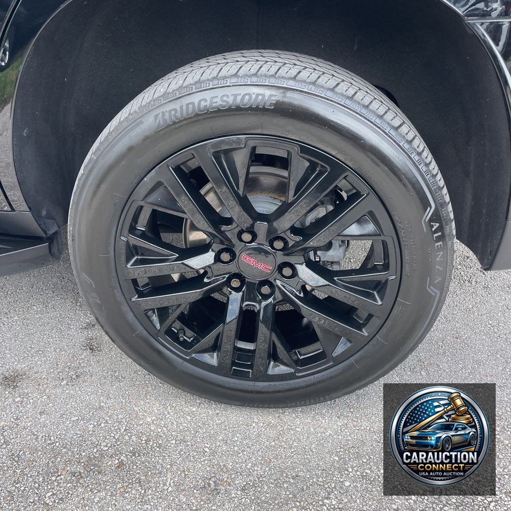 2021 GMC Yukon SLT