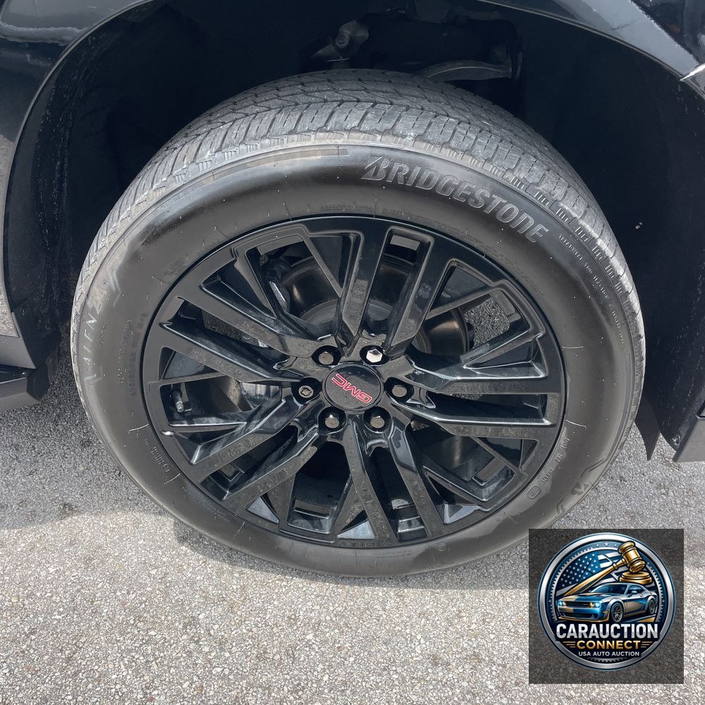 2021 GMC Yukon SLT