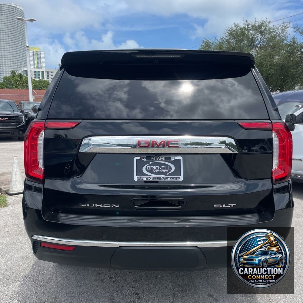 2021 GMC Yukon SLT