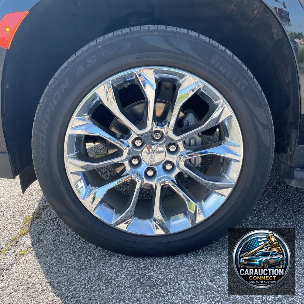 2023 GMC Yukon SLT