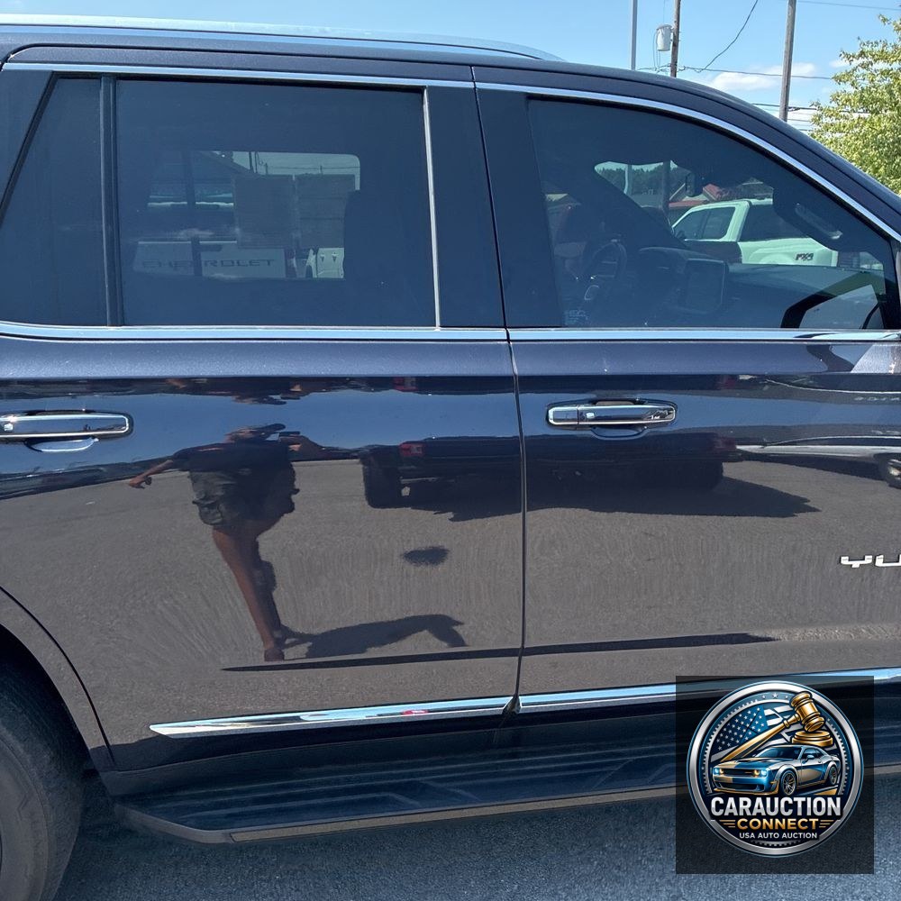 2023 GMC Yukon SLT