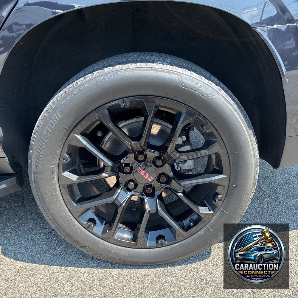 2023 GMC Yukon SLT