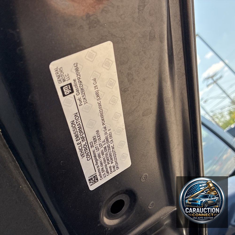 2023 GMC Yukon SLT