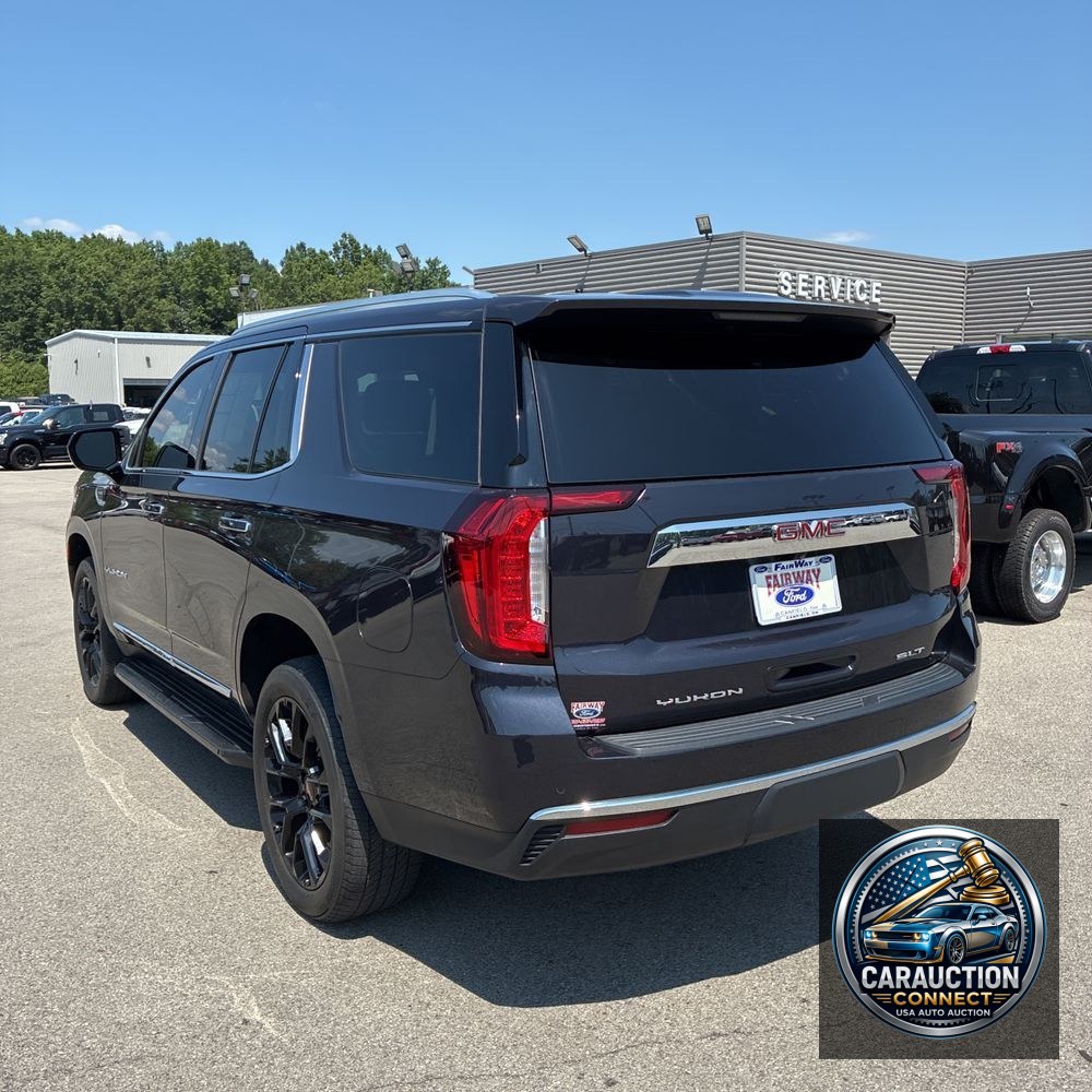 2023 GMC Yukon SLT