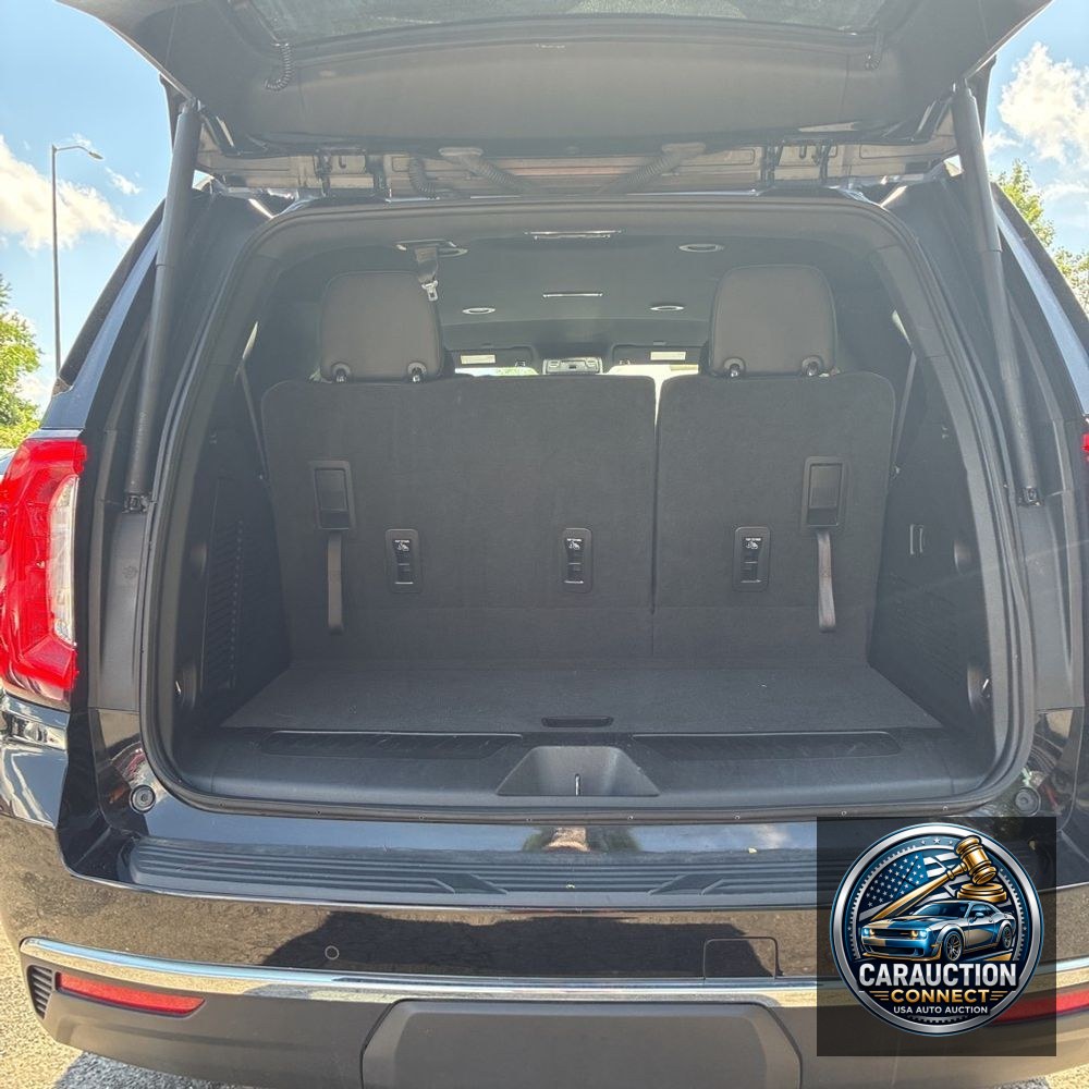 2023 GMC Yukon SLT