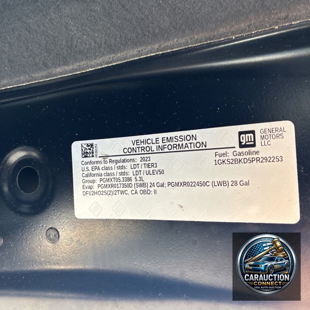 2023 GMC Yukon SLT