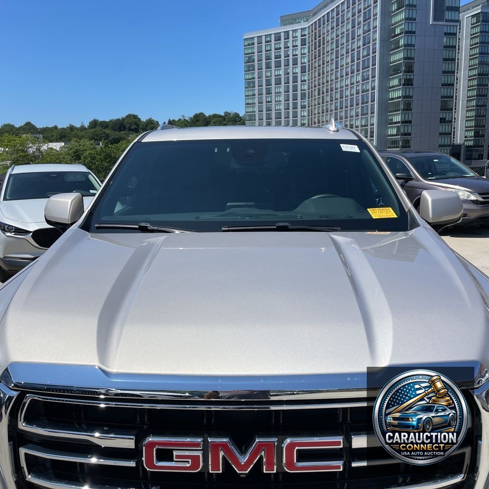 2023 GMC Yukon SLT