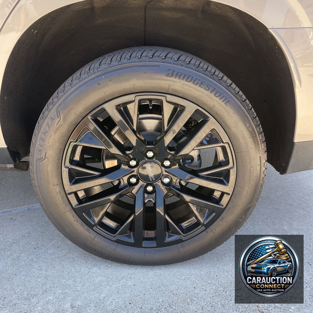 2023 GMC Yukon SLT