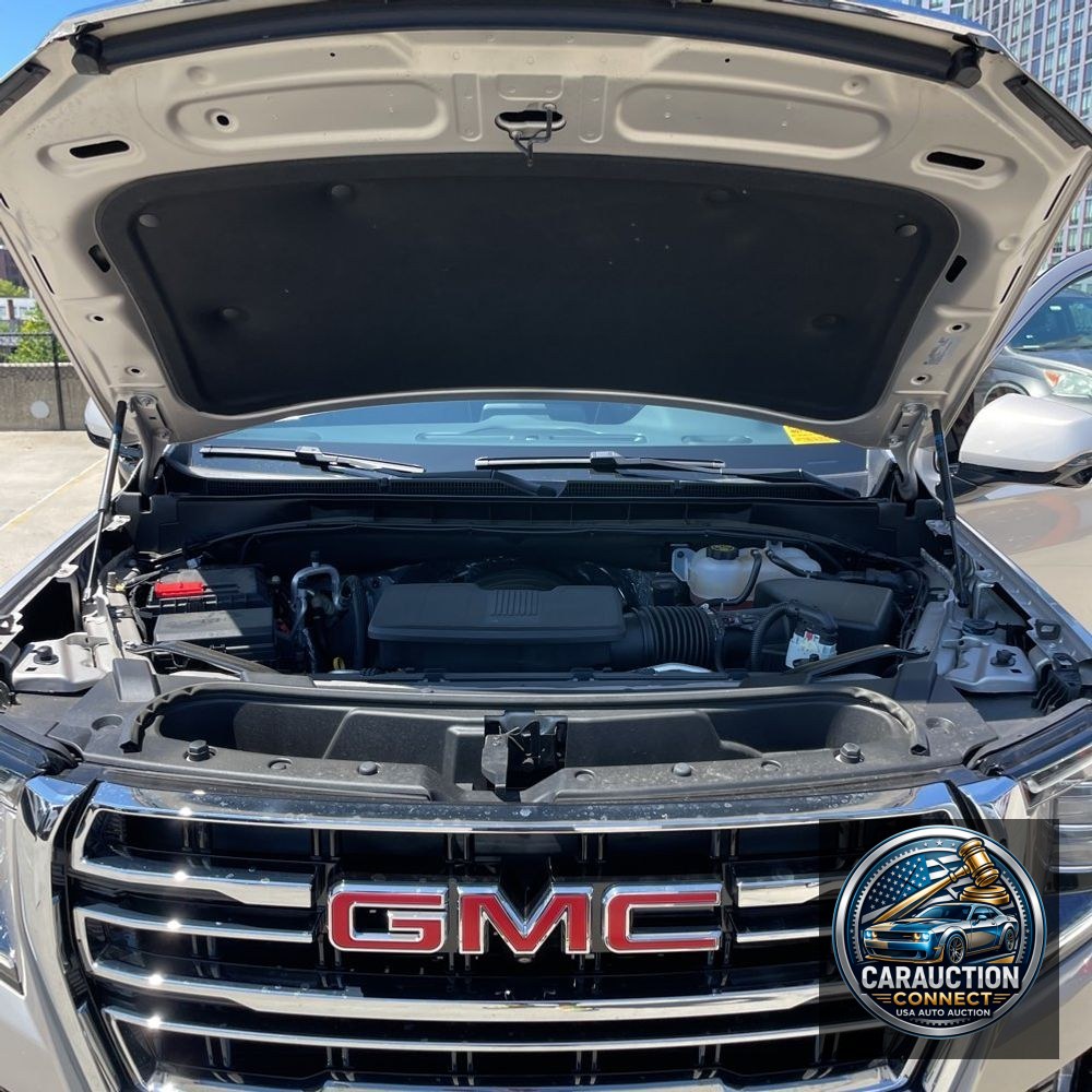 2023 GMC Yukon SLT