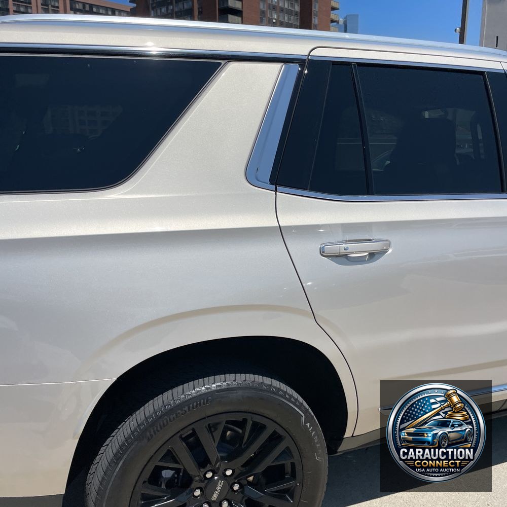 2023 GMC Yukon SLT