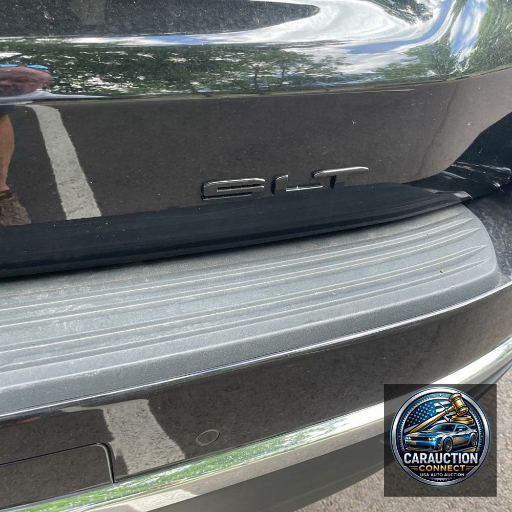 2023 GMC Yukon SLT