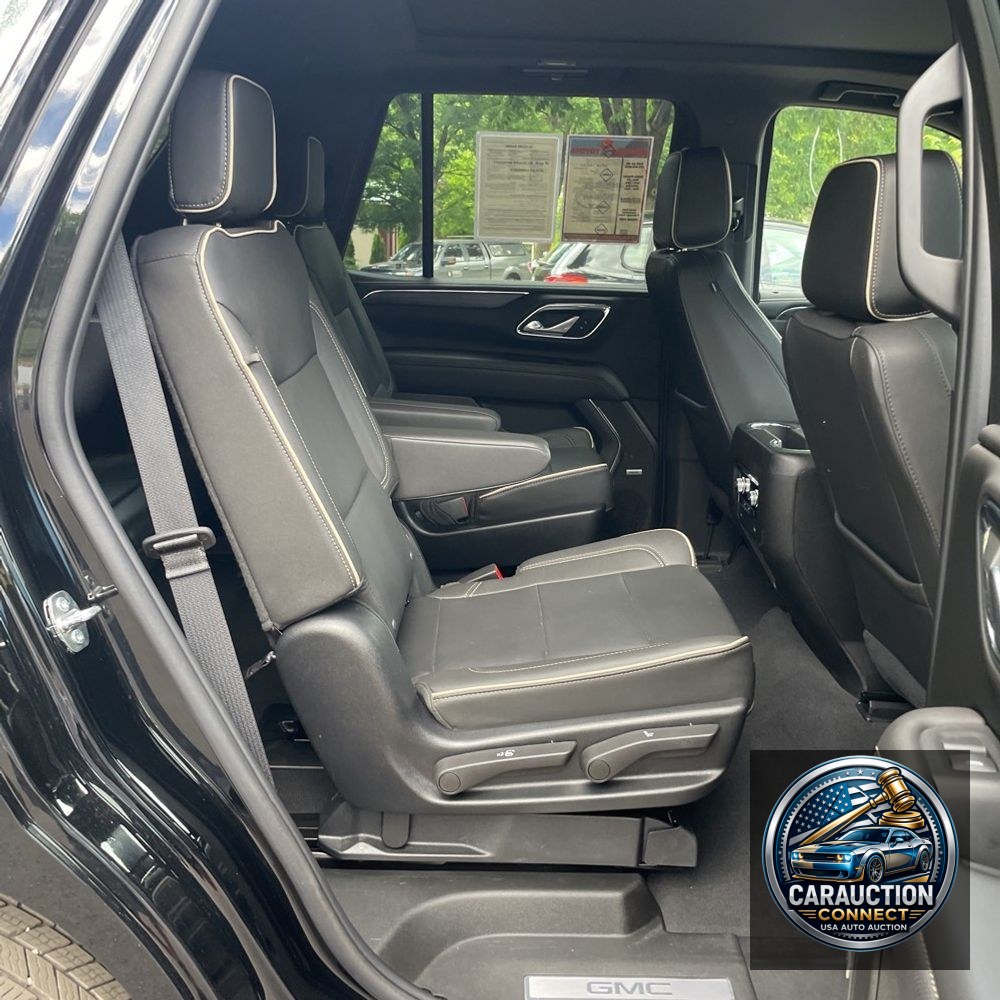 2023 GMC Yukon SLT