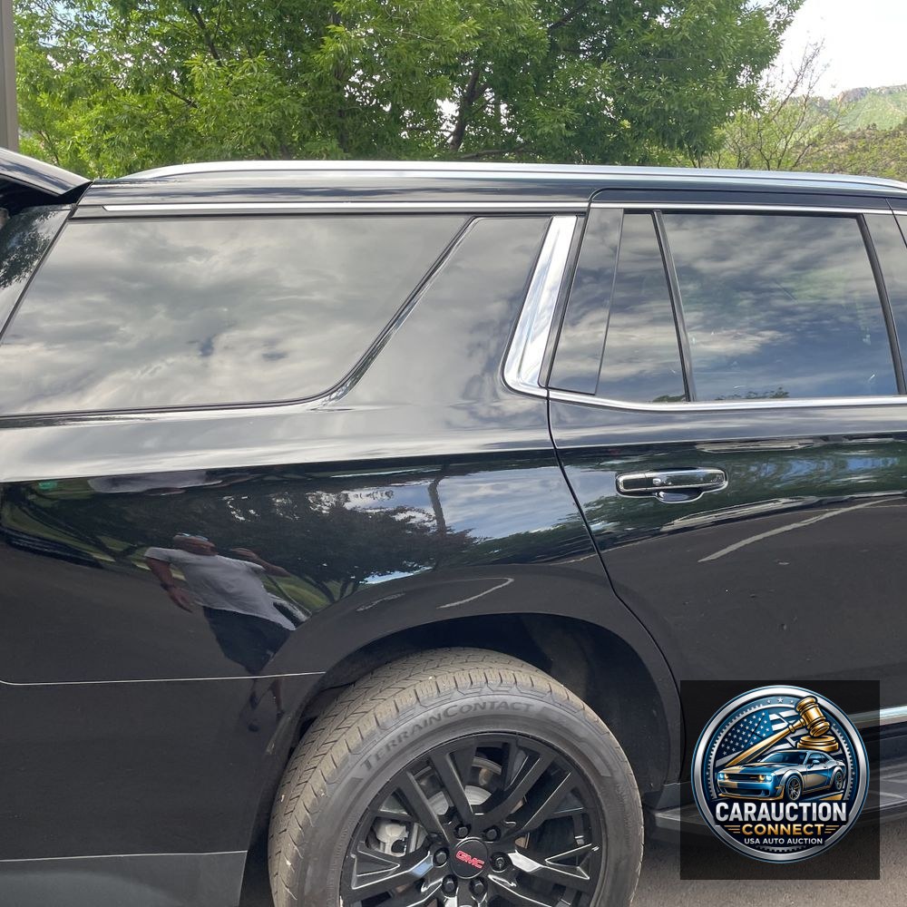 2023 GMC Yukon SLT