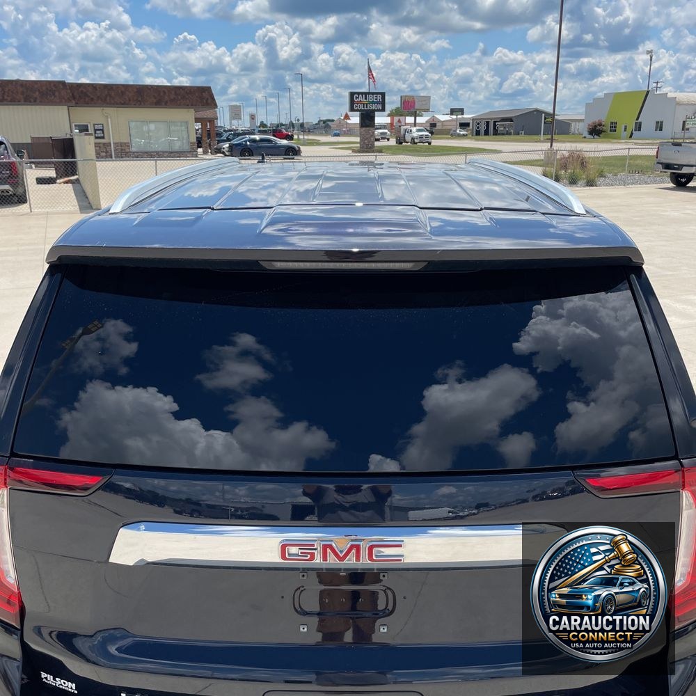 2021 GMC Yukon SLT