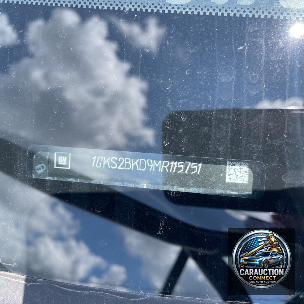 2021 GMC Yukon SLT
