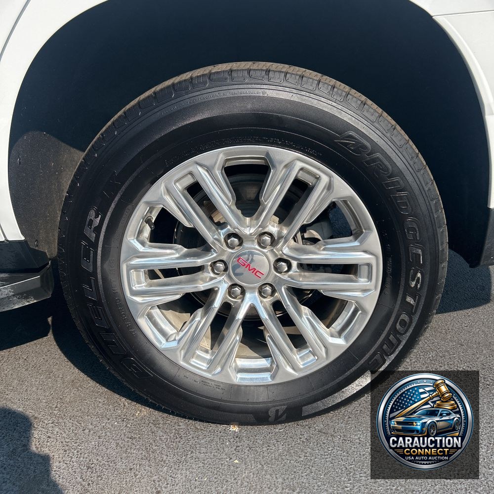 2022 GMC Yukon SLT