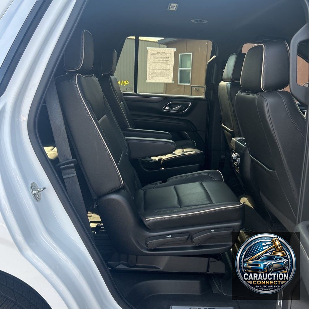 2022 GMC Yukon SLT